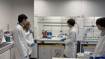 Billes d’alginate hydro-régulatrices